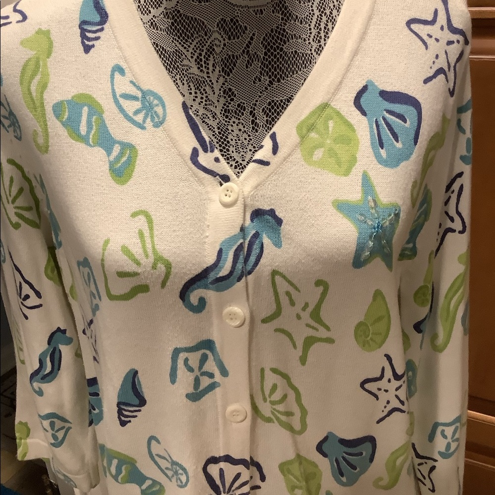 V NECK AQUA/LIME PATTERN ON WHITE BACKGROUND - Picture 3 of 4